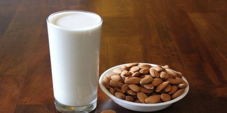 mleko migdalowe