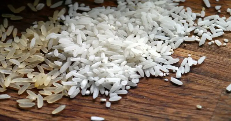 plastikowy ryż