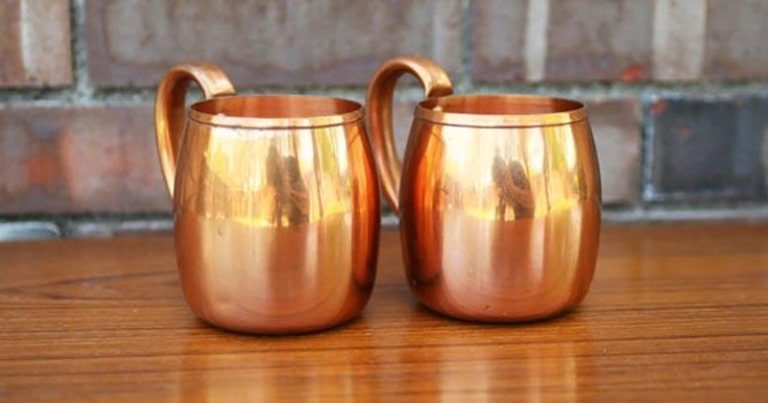miedziane naczynia woda