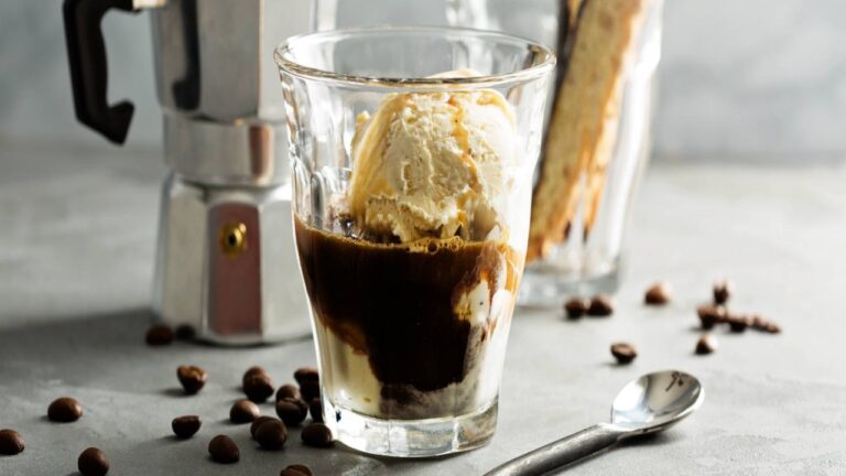 AFFOGATO, MROŻONA KAWA