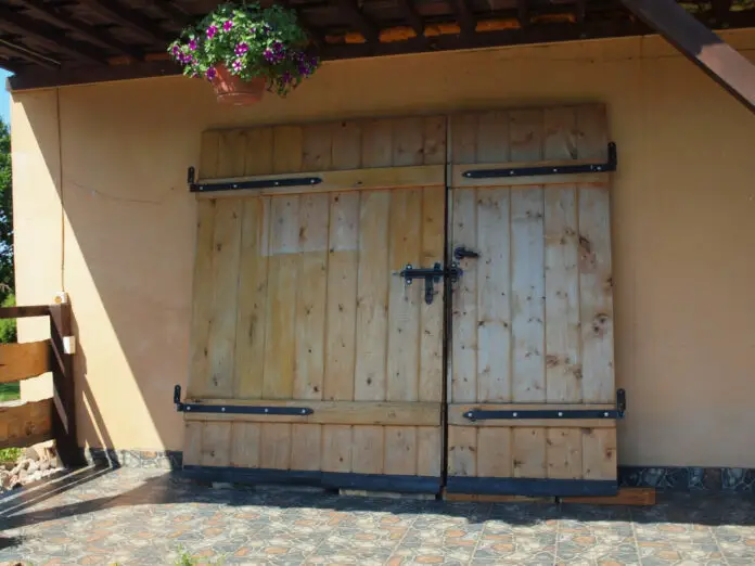 brama garażowa drewniana jak zrobić