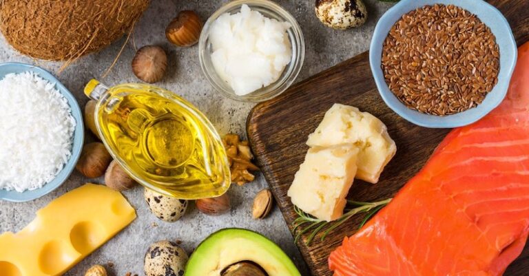 równowagę hormonalną w okresie menopauzy