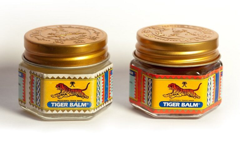 kdysi-byla-tahle-bylinka-v-kazde-domacnosti,-dnes-se-uz-o-ni-nemluvi.-poridite-ji-uz-za-20-kc-a-za-2-minuty-znici-bolest-hlavy-a-kloubu