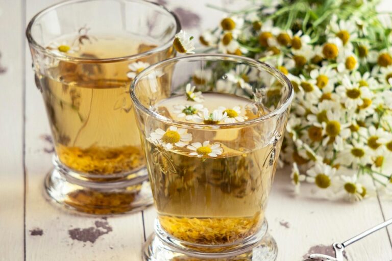 nic-nevyleci-jecne-zrno-lepe-nez-trik-moji-babicky,-to-vam-garantuji.-uz-30-minut-od-prilozeni-teto-suroviny-na-oko-mizi-pryc,-staci-pouzit-aloe-vera