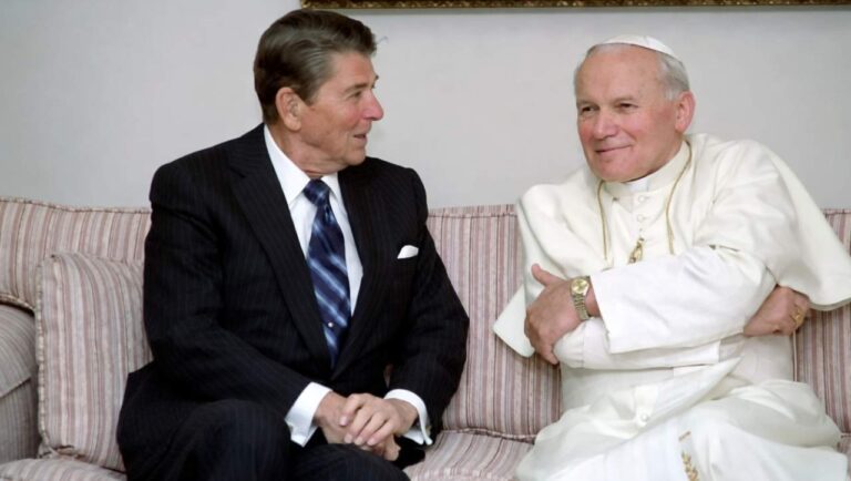 Reagan mówił o Janie Pawle II jak o najważniejszym sojuszniku. Ta przyjaźń zmieniła historię