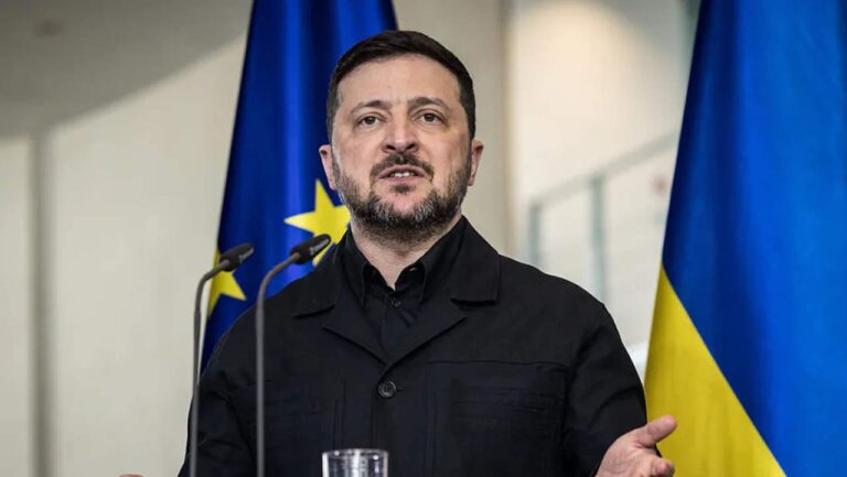 Zełenski wskazał termin naprawy rurociągu Przyjaźń. Konkretna data padła w Berlinie